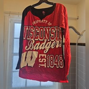 Retail Exclusive WI Badger Women's Top Size large
